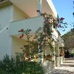 Vacanze Sardegna Mare San Giovanni アパート ポザーダ